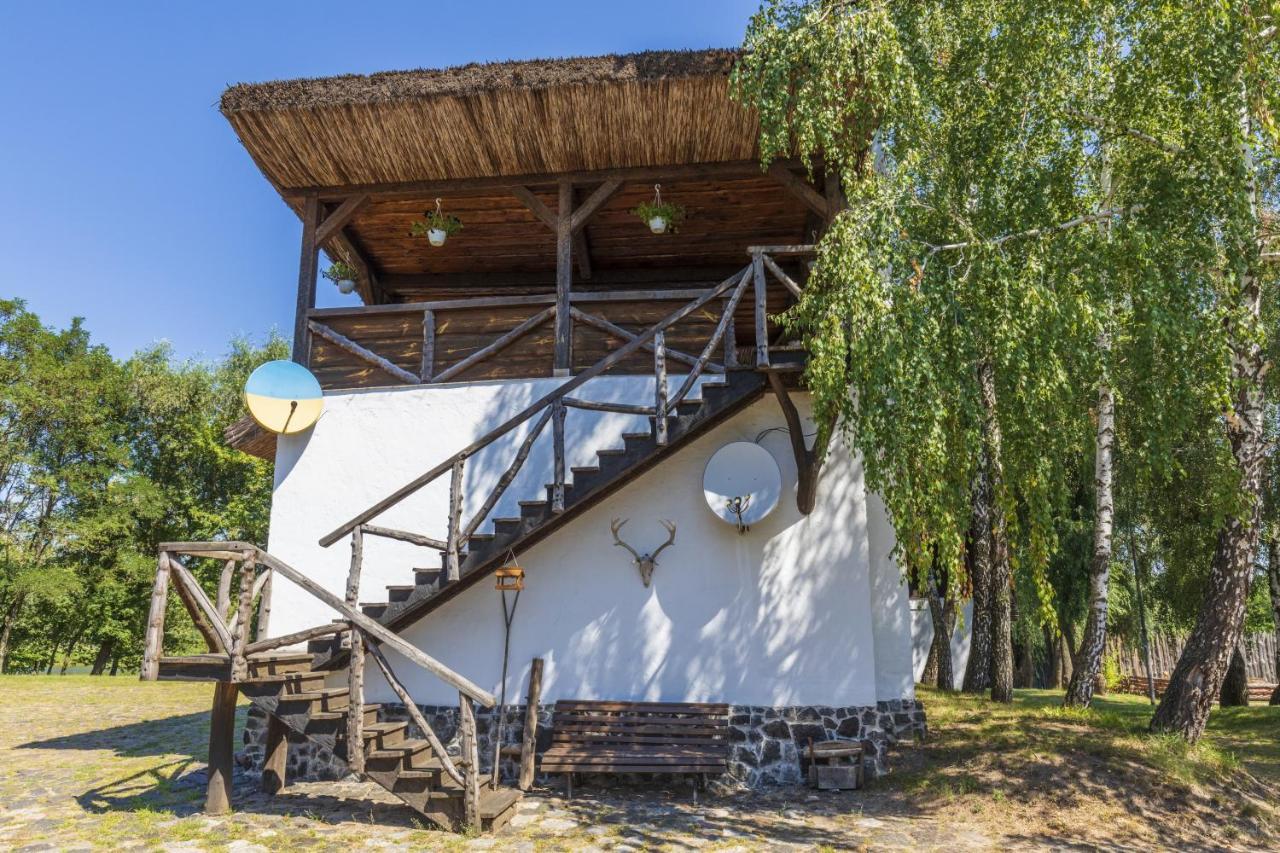 Гостинний Двір На Хуторі Хрещатик المظهر الخارجي الصورة